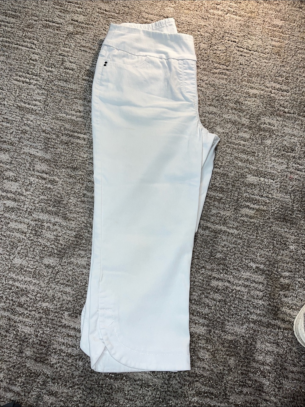 Westbound White Straight-Leg Pull-On Jeans